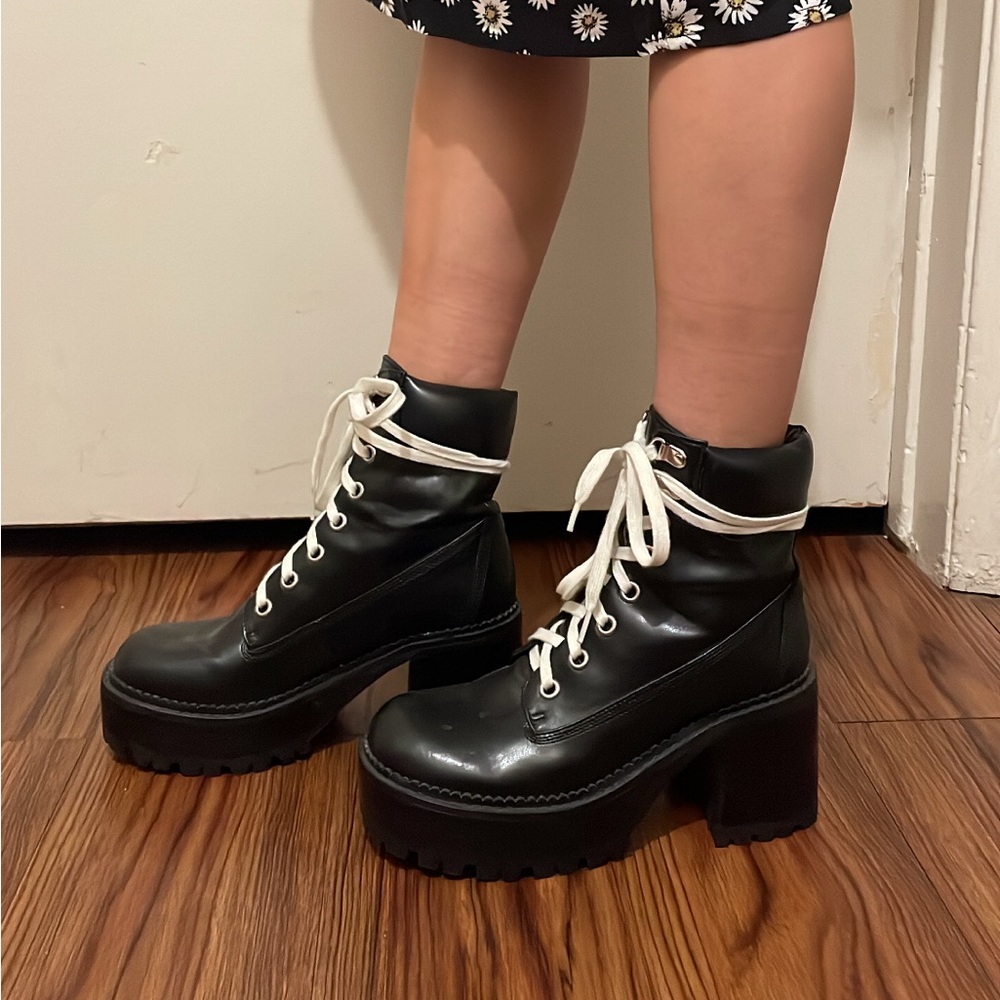 Dollskill Current Mood Chunky Hiker Boots - Picture 3 of 6